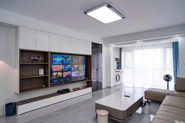 93㎡極簡風(fēng)實(shí)用戶型，有一種幸福叫寬敞與干凈